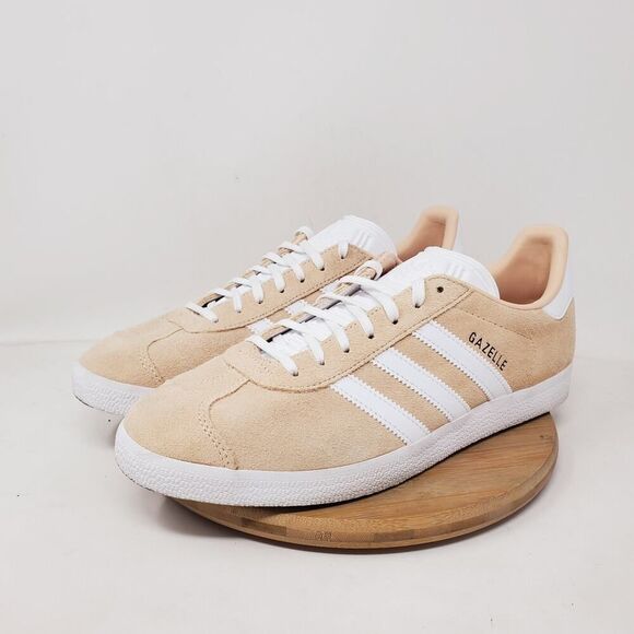 adidas Gazelle Shoes Womens 10.5 Halo Blush Suede Sneaker Lace Up Low Soccer - Picture 2 of 14
